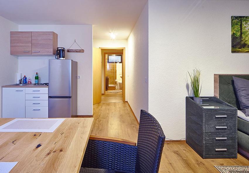 Komfort Appartement Moers-Repelen - Ruhige Lage - Sackgasse ภายนอก รูปภาพ